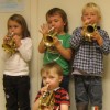 A gyerekkori zenélés jótékony hatásai a felnőttkorban